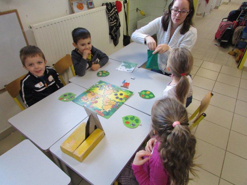 Une Matinée Jeux De Société En Maternelle Ecole Sacré Coeur La Bruffière 